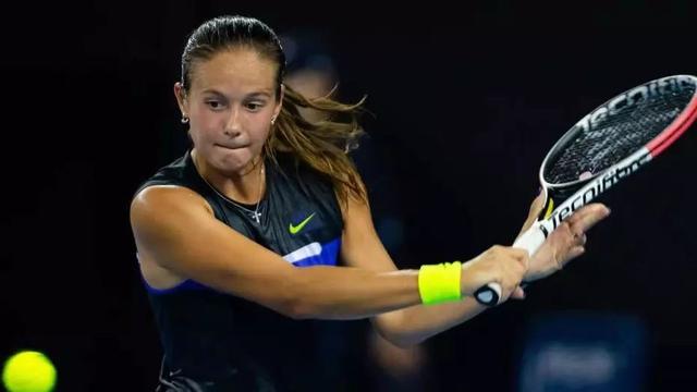 转会市场的 转会市场的