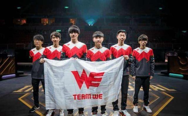 变脸表演 变脸表演