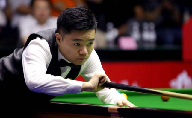 成为今晚最 成为今晚最